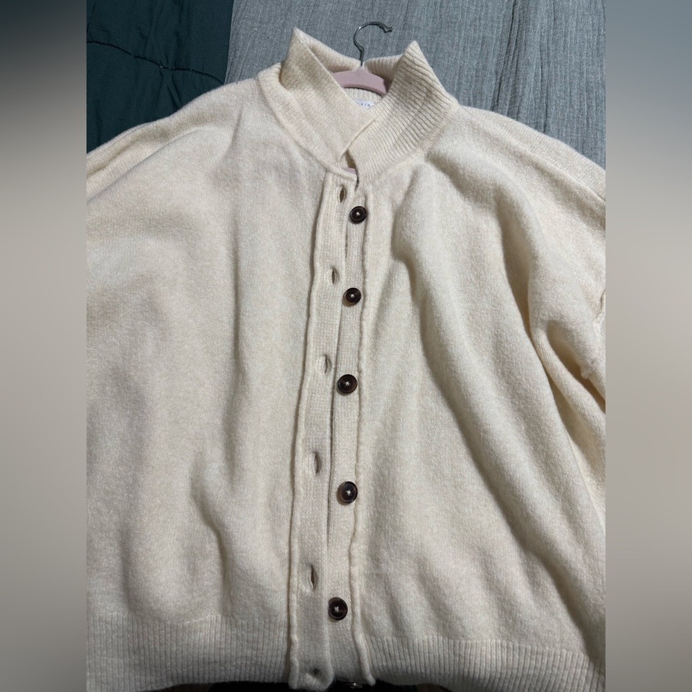 ASOS Cream Knit Cardigan size large - Picture 2 of 4